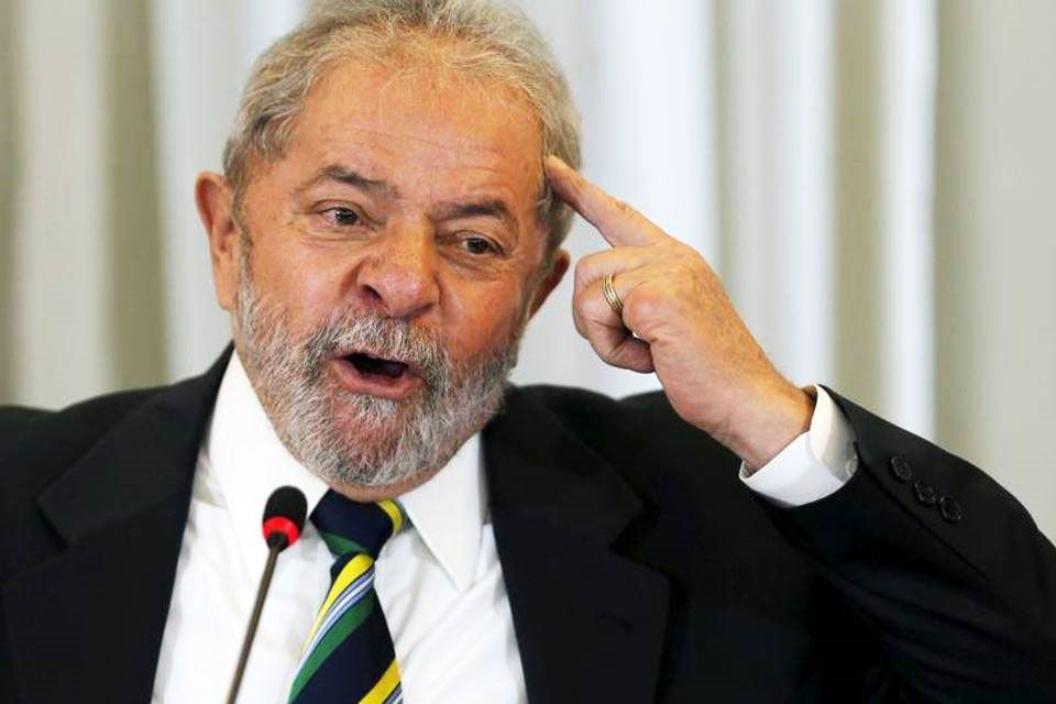 Quem descobriu o Brasil? Lula ou Cabral?